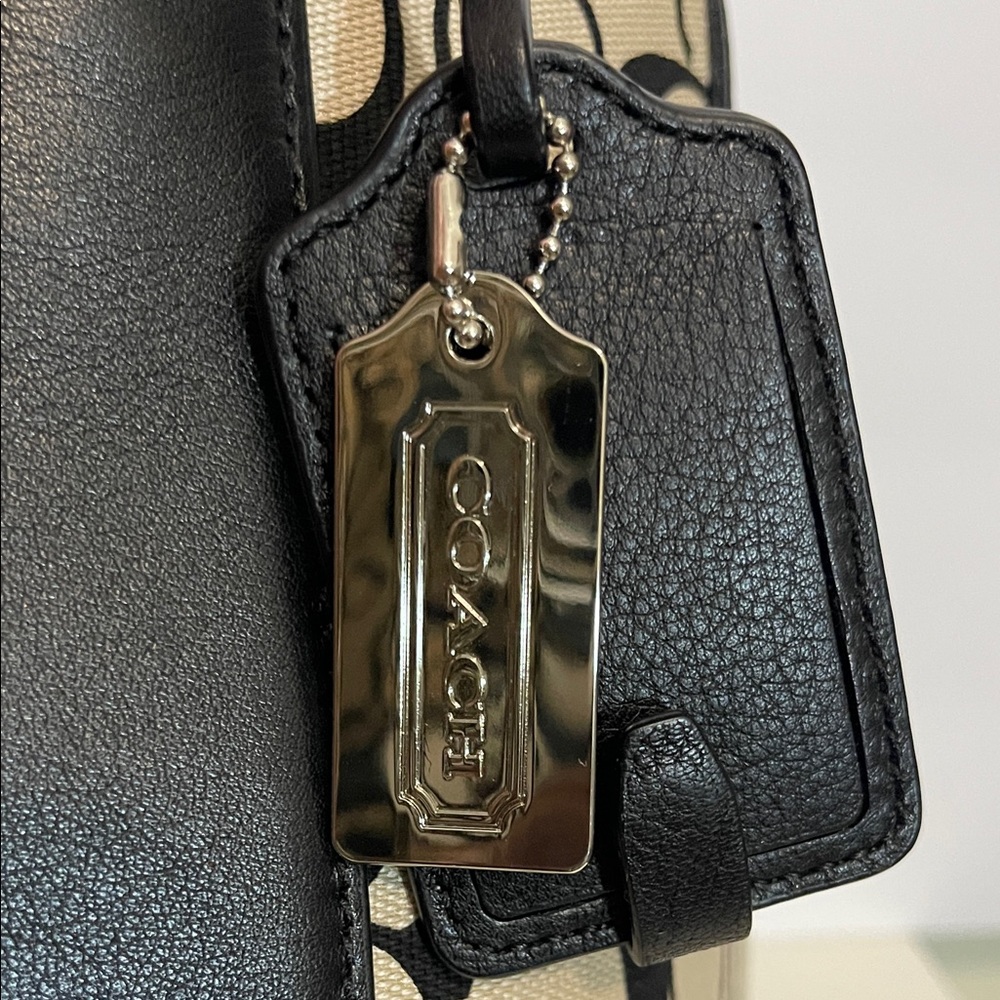 Coach Black and Tan Signature Satchel - Picture 3 of 16